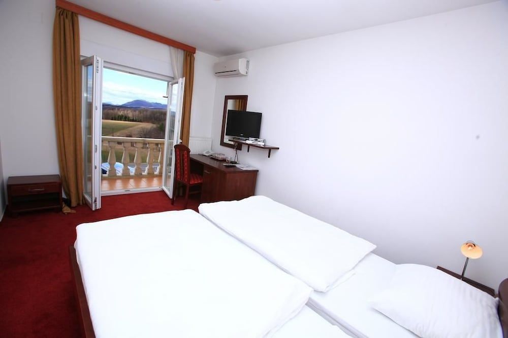 HOTEL ORION 3