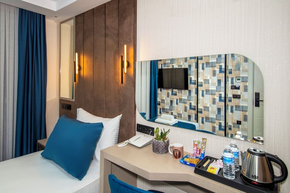 Cosinüs Airport Hotel 2