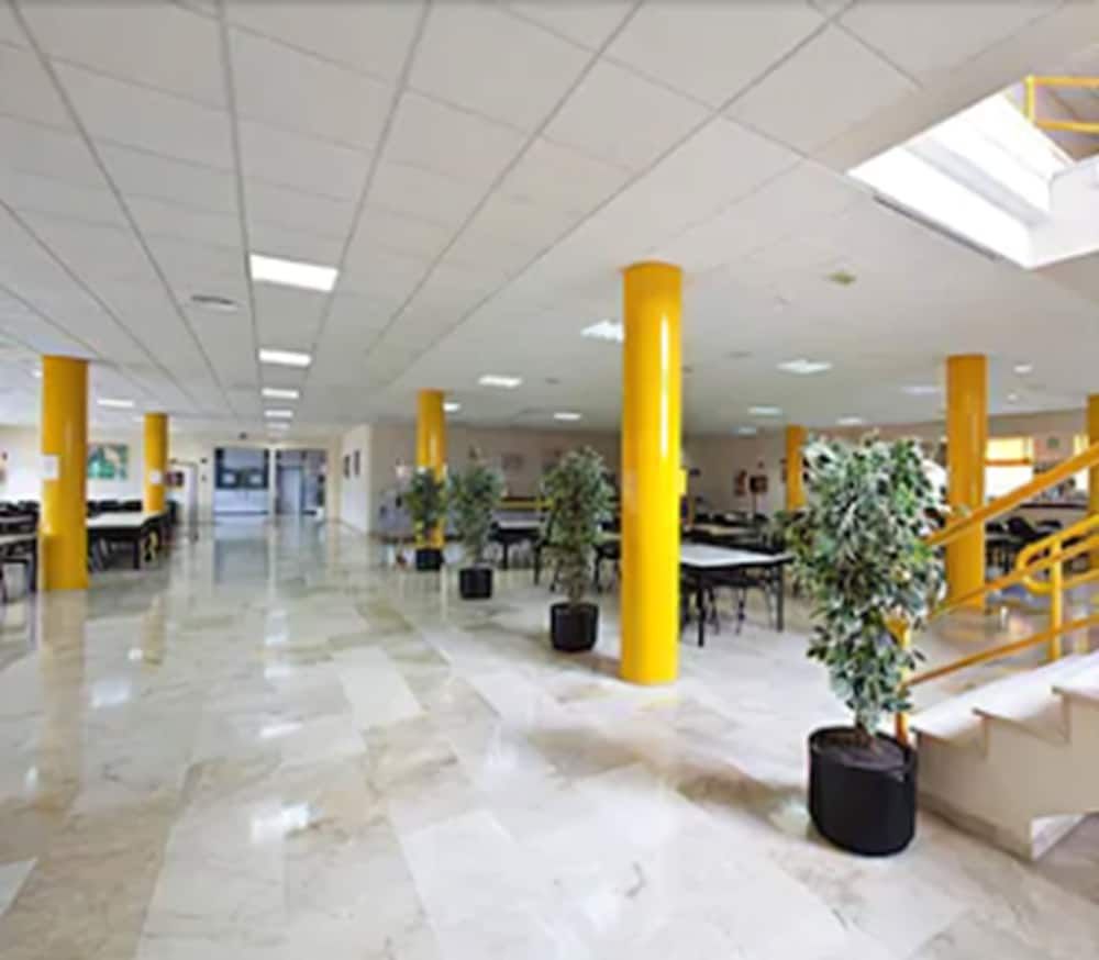 Rialta Apartahotel 3