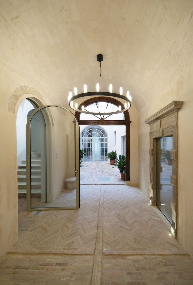 Palazzo Giusti Suites and Spa 3