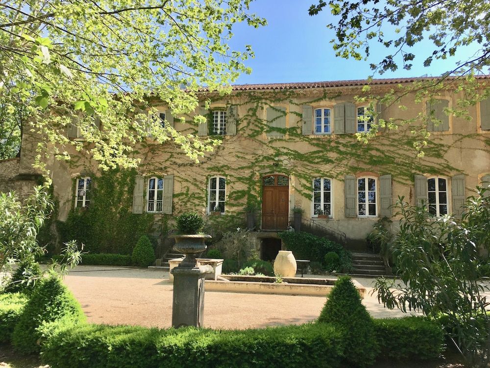 Château de Jouques -1 estrellas en Gémenos