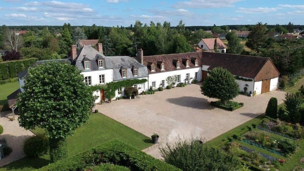 Domaine de Bel Ebat -1 estrellas en Paucourt
