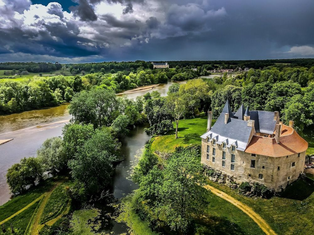 Château de Meauce -1 estrelas em Saincaize-Meauce