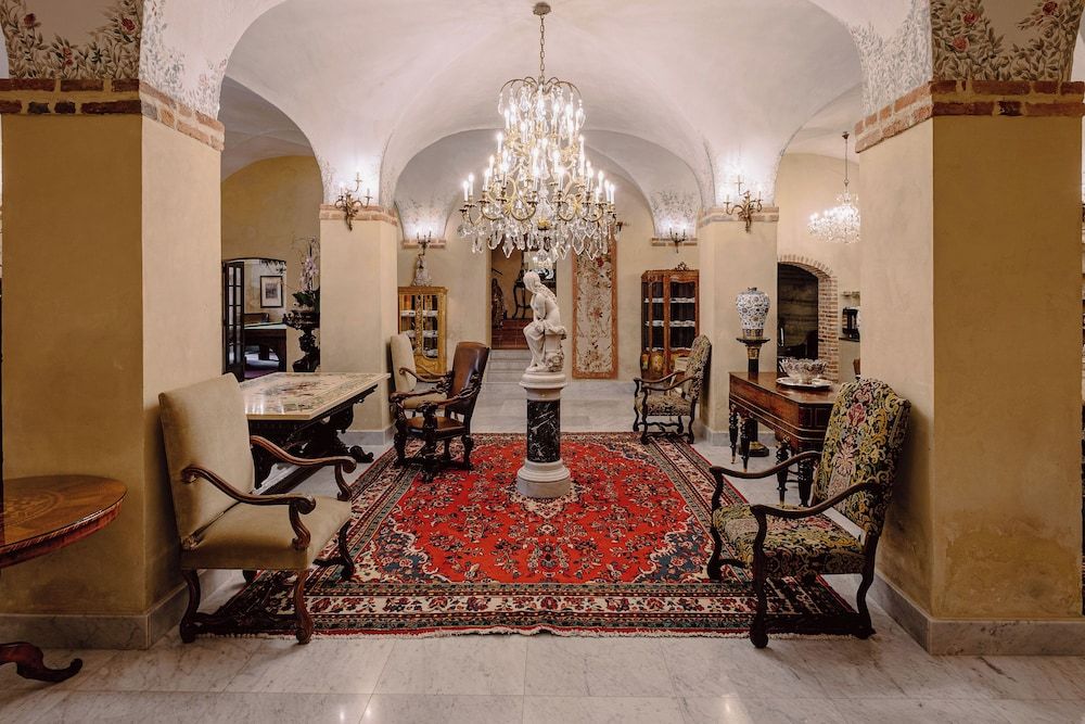 Castello di Casalborgone - Luxury Castle 2