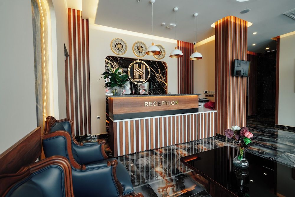 YAMANS PARK HOTEL 3