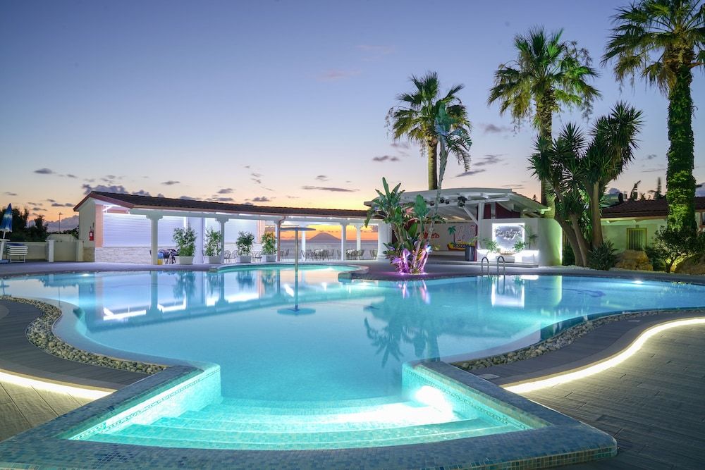 Hotel Residence Le Playe -1 estrellas en Santa Domenica Talao