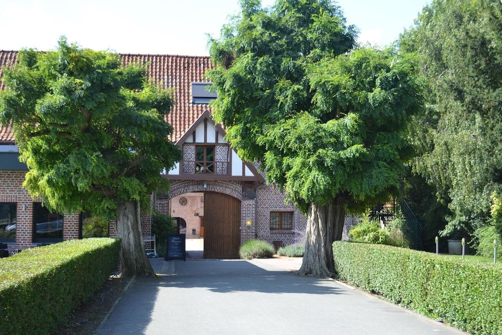 Le Domaine des Cigognes 3 estrellas en Ennevelin