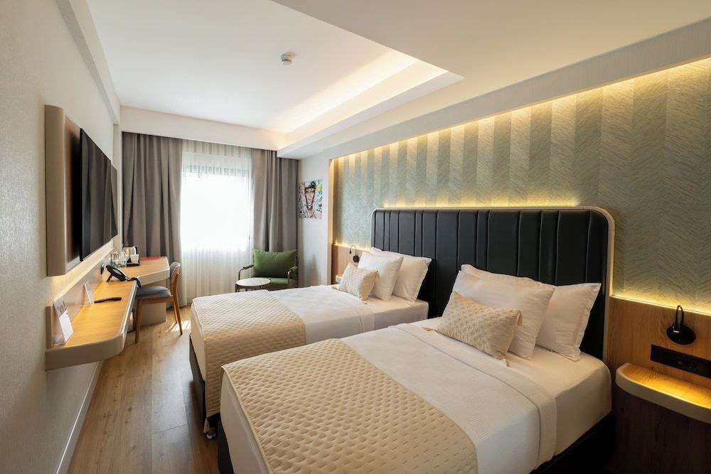 ALVES HOTEL 4 estrellas en Konak