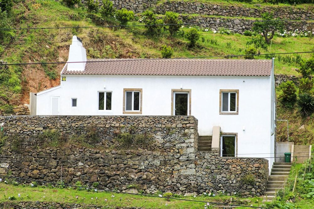 Casa da Eira 2 estrellas en Povoação