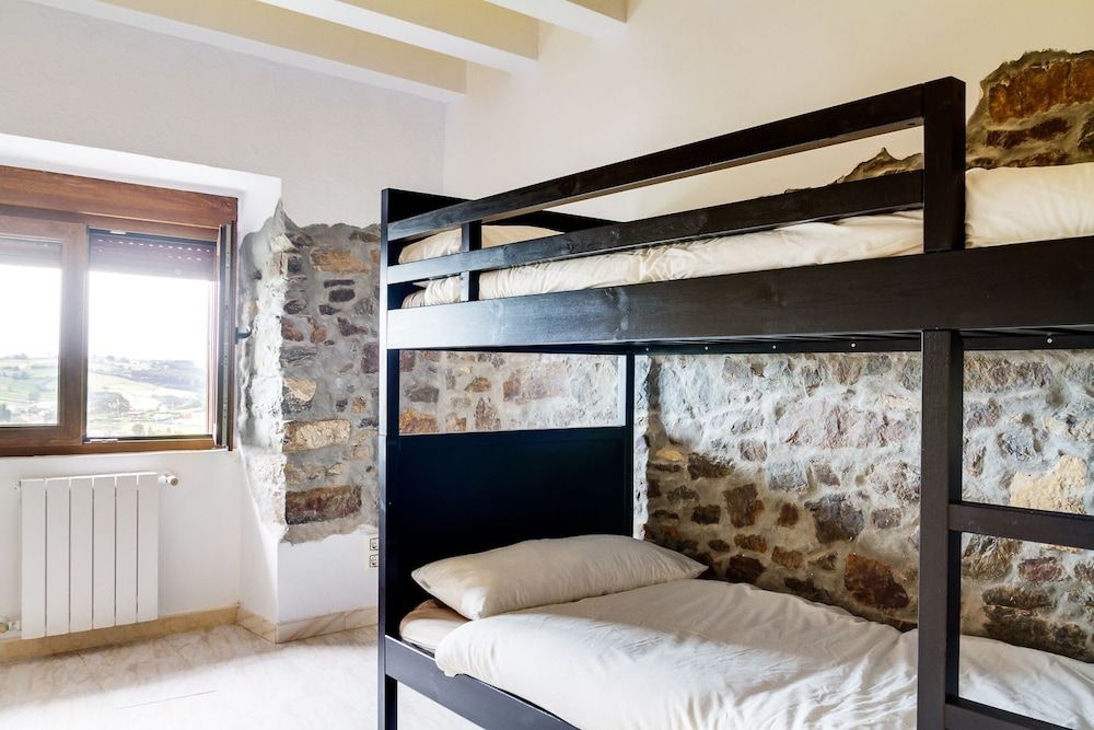 Ruralsurf - Hostel 2 estrellas en Naveces