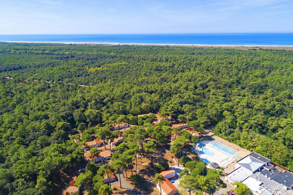Village Vacances Azureva Ile d'Oléron 1 étoiles à Grand-Village-Plage