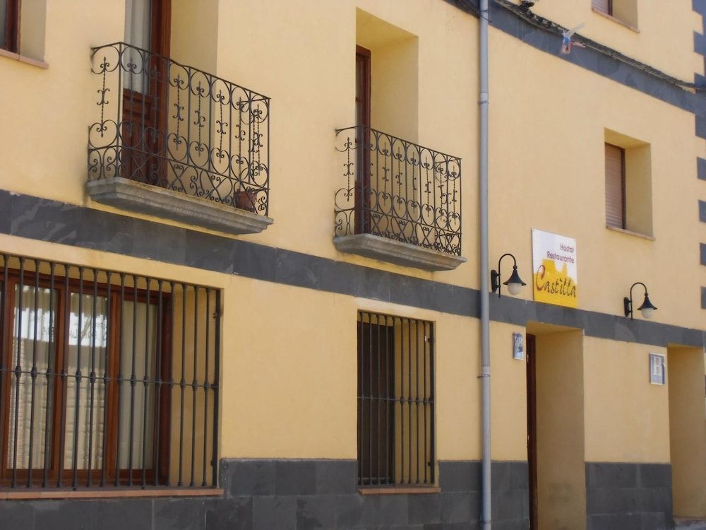Hostal Castilla 2 estrellas en Serón de Nájima