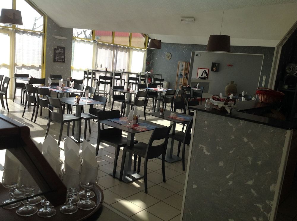 Hotel Le Clos Saint Loup -1 estrellas en Bram