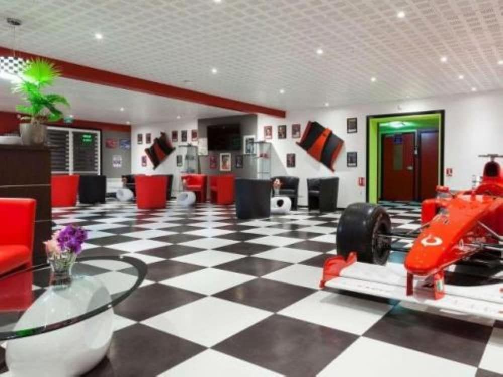 Enzo Hotel Brétigny 3