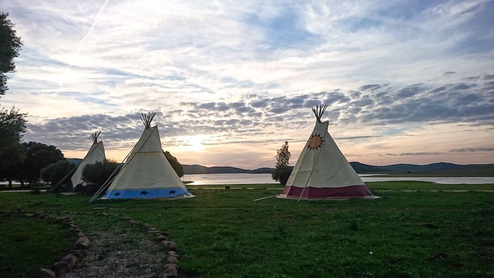 Wakana Lake Glamping 2 estrellas en Benalup-Casas Viejas