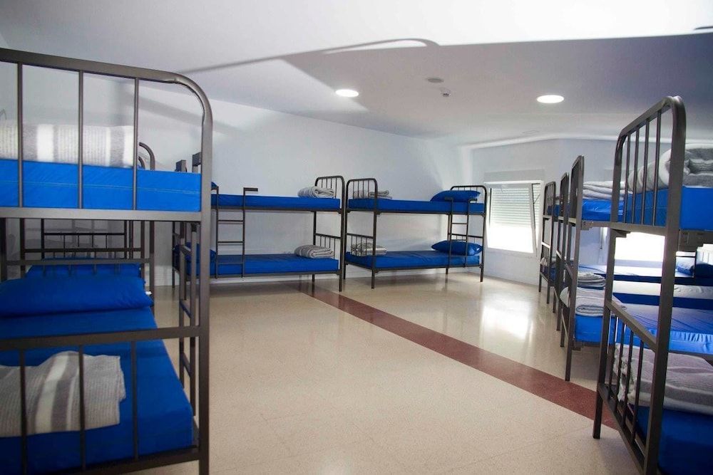 Albergue de Peregrinos San Cipriano - Hostel 2
