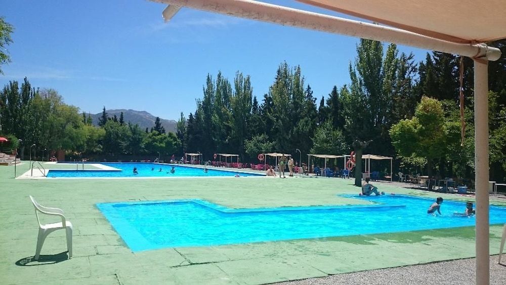 Camping & Bungalows Suspiro del Moro 2 estrellas en Otura