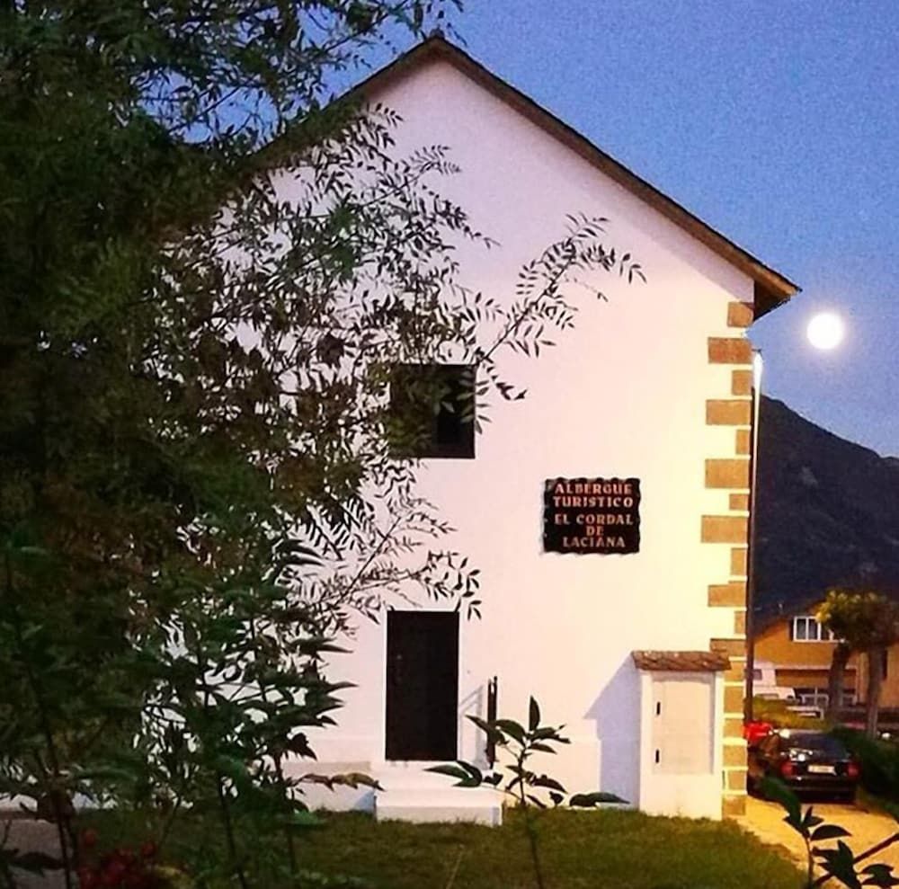 El Cordal de Laciana 2 estrellas en Villablino