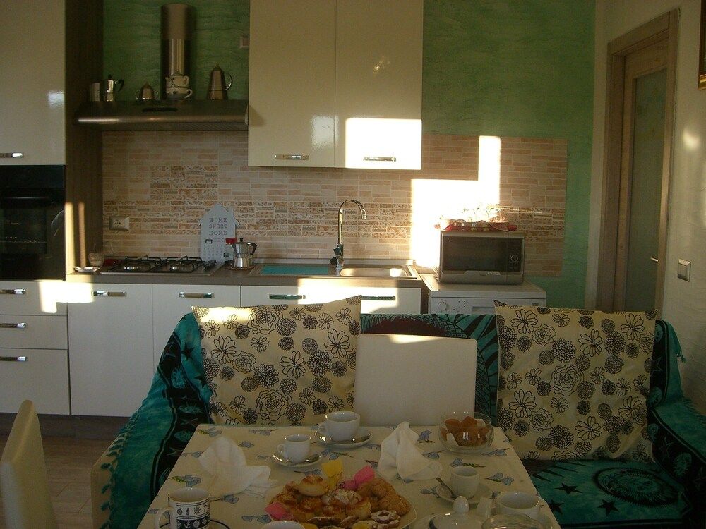 Room in Guest Room - S'olivariu Village Affittacamere - Deluxe King Room -1 estrellas en Piscinas