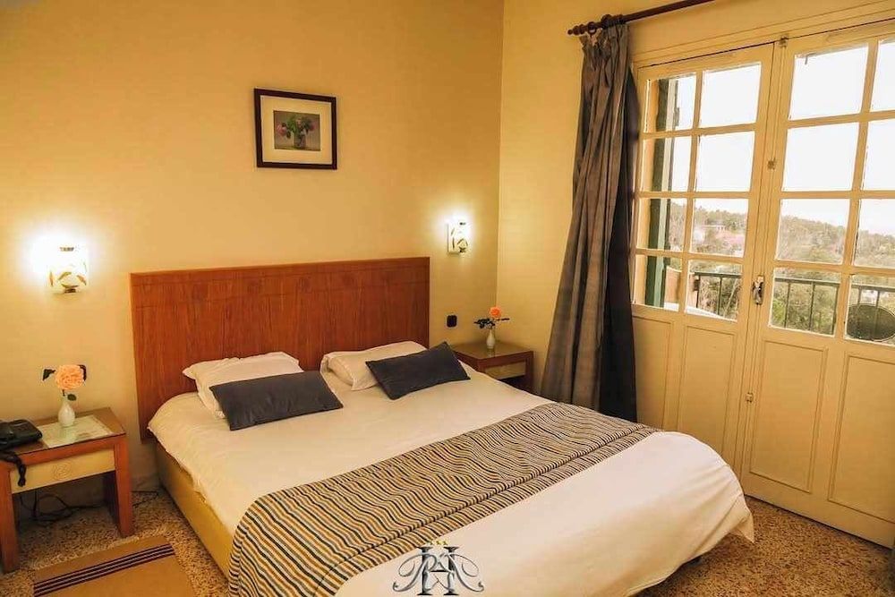 Rihana Hotel - Ain Draham 2