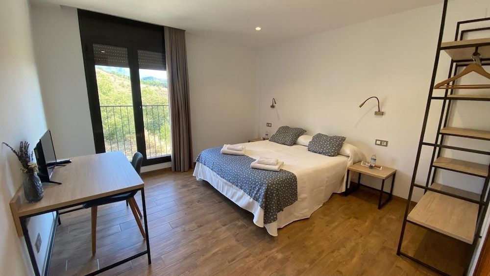 Hostal Mussols 2 estrellas en Poboleda