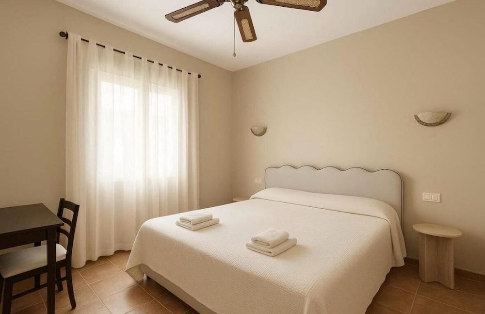 Villa Aemilius 3 estrellas en Don Álvaro