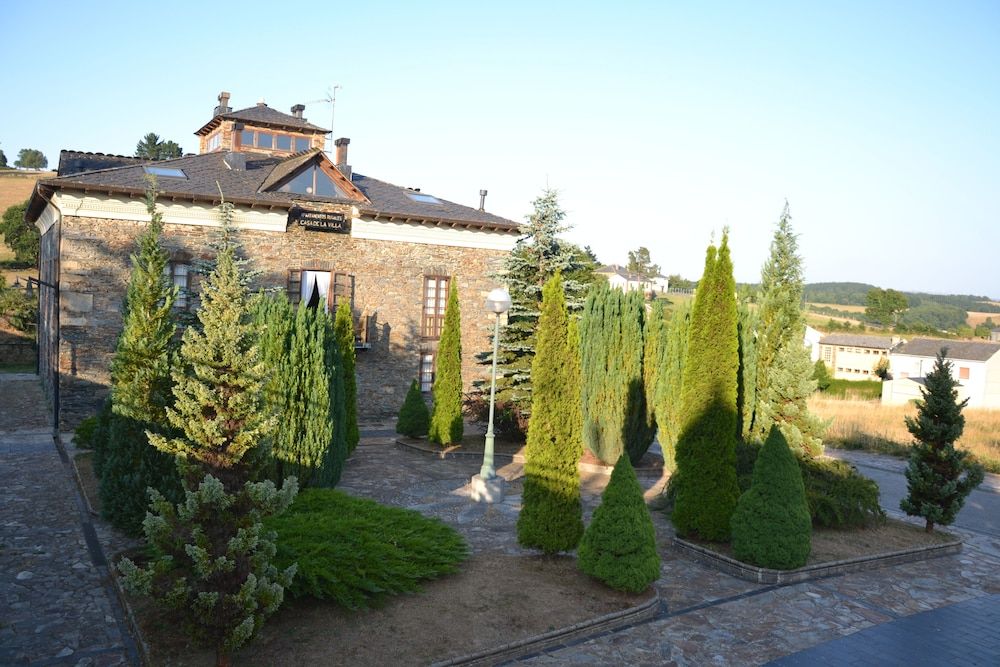 Apartamentos Rurales Casa De La Villa 3 estrellas en San Martín de Oscos