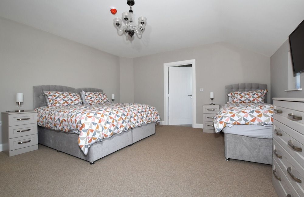 Homestead Hillsborough Guest Rooms 3