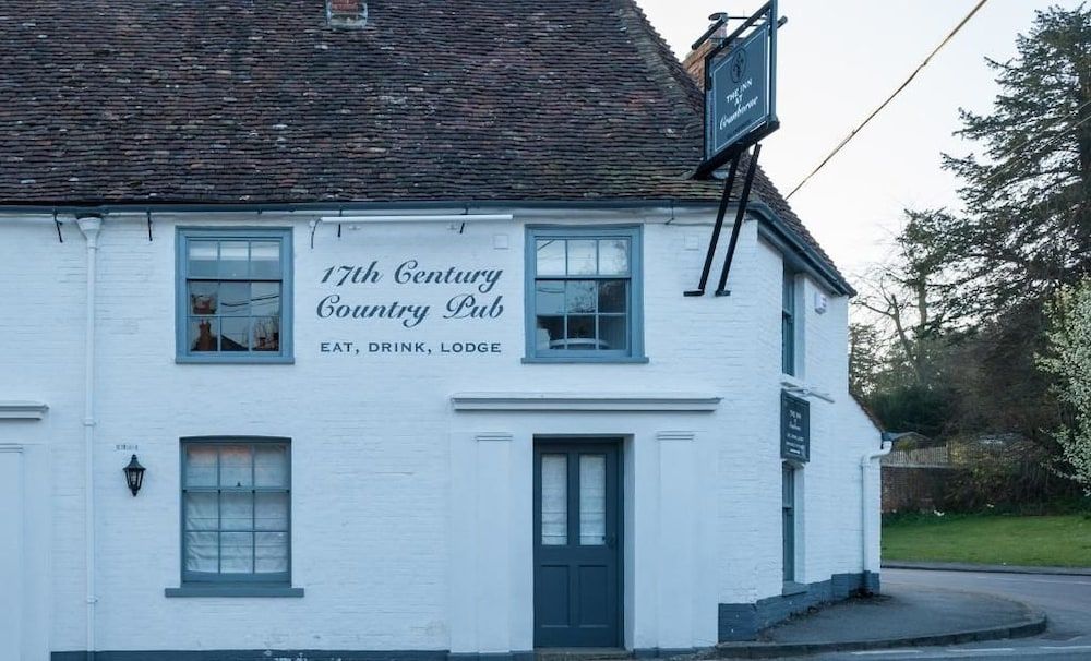 The Fleur de Lys Inn -1 estrellas en Cranborne