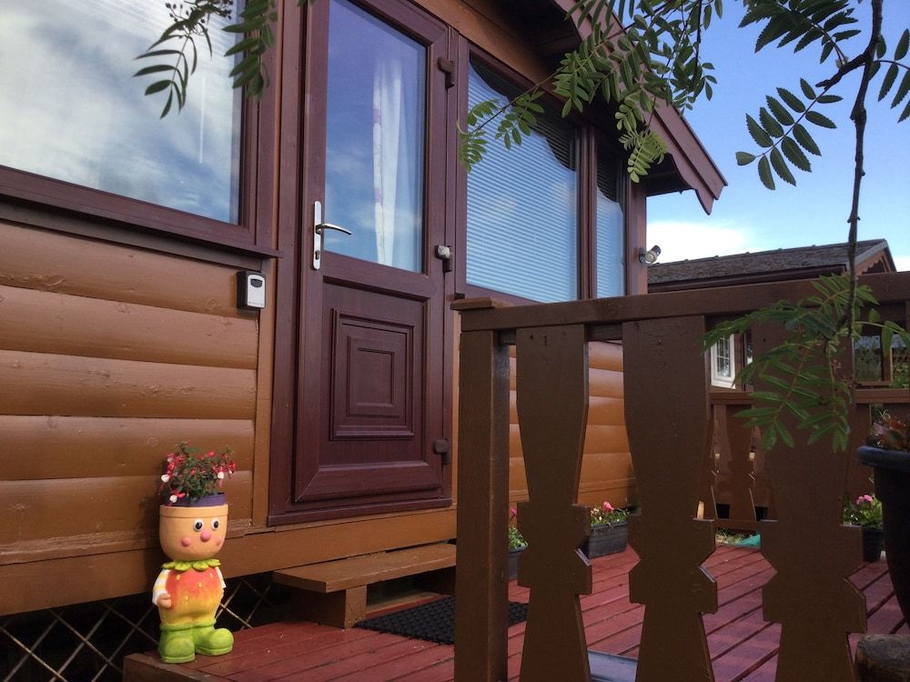 Log Cabin - Free Parking, Garden & pet Friendly -1 estrellas en Trawsfynydd
