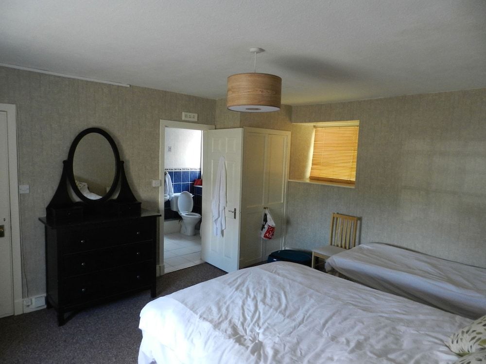 The Castle Hotel 2