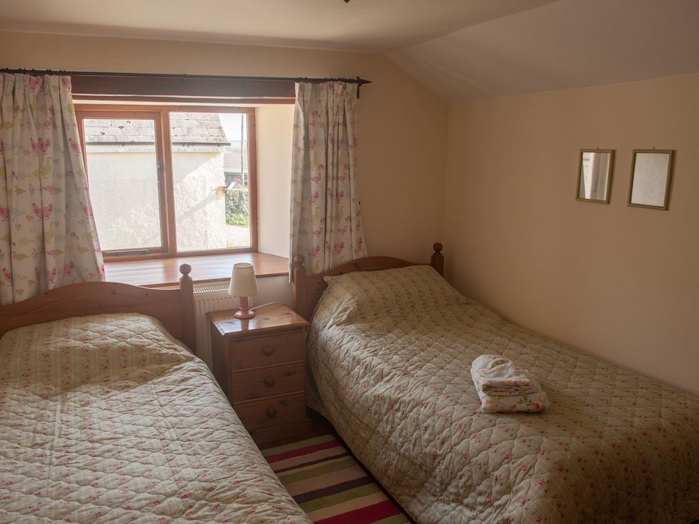Frankaborough Farm Holiday Cottages 3