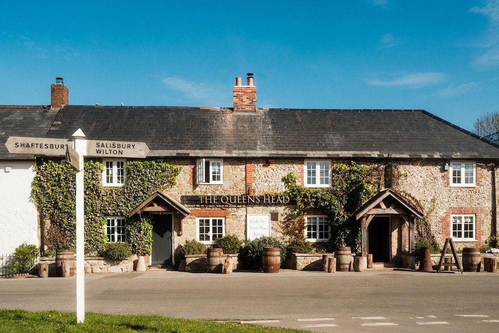 The Queen's Head -1 estrelas em Broad Chalke