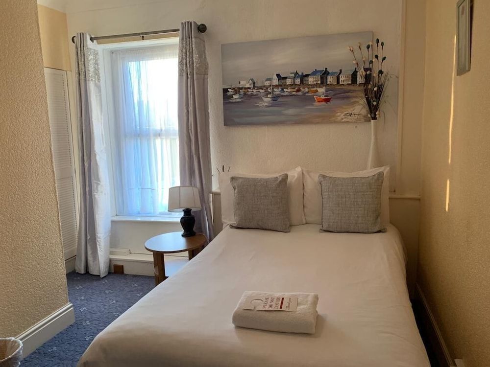 Ambassador hotel 3