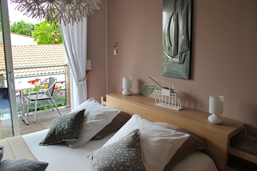 Chambre d'hôtes Le Clos des Romarins 3