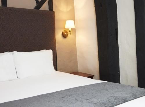 Bull Hotel by Greene King Inns 3