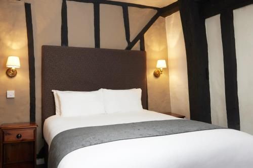 Bull Hotel by Greene King Inns 3 étoiles à Halstead