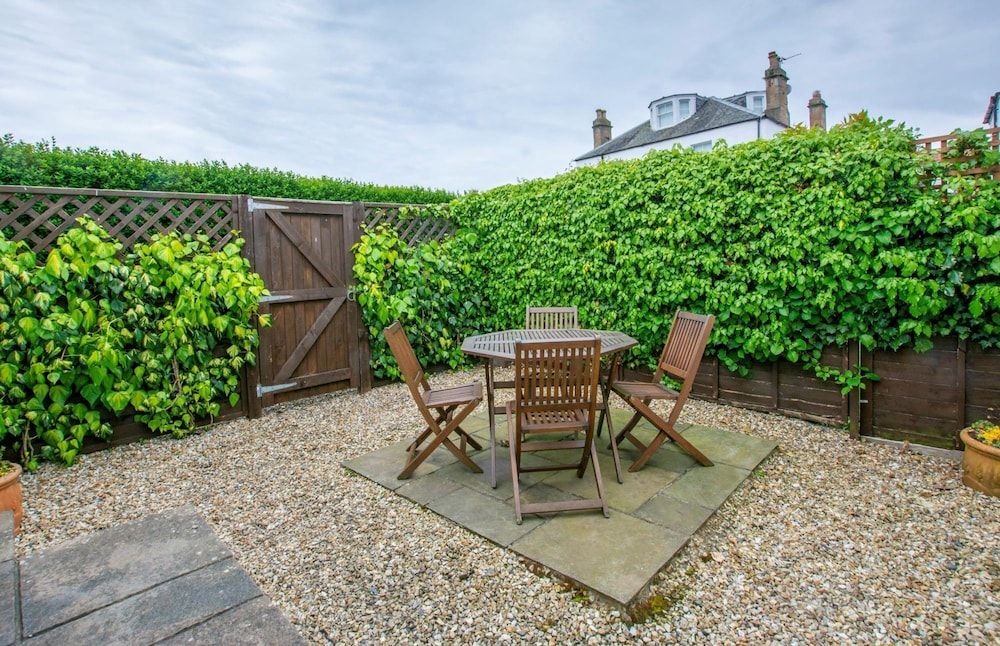 Helena Cottage 3