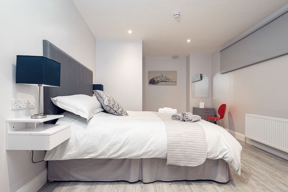 Godfrey Mews 3