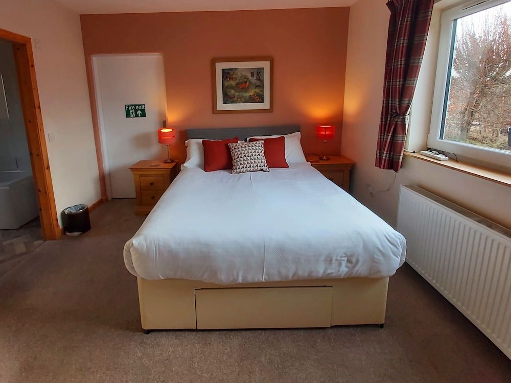 Roe Deer Cottage 3