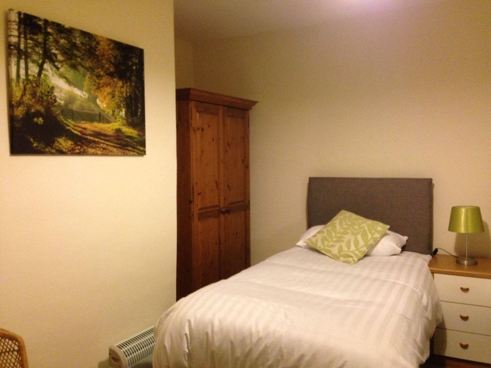 Blue Lion Inn 3