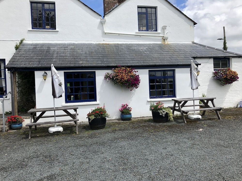 Blue Lion Inn -1 étoiles à Lewdown