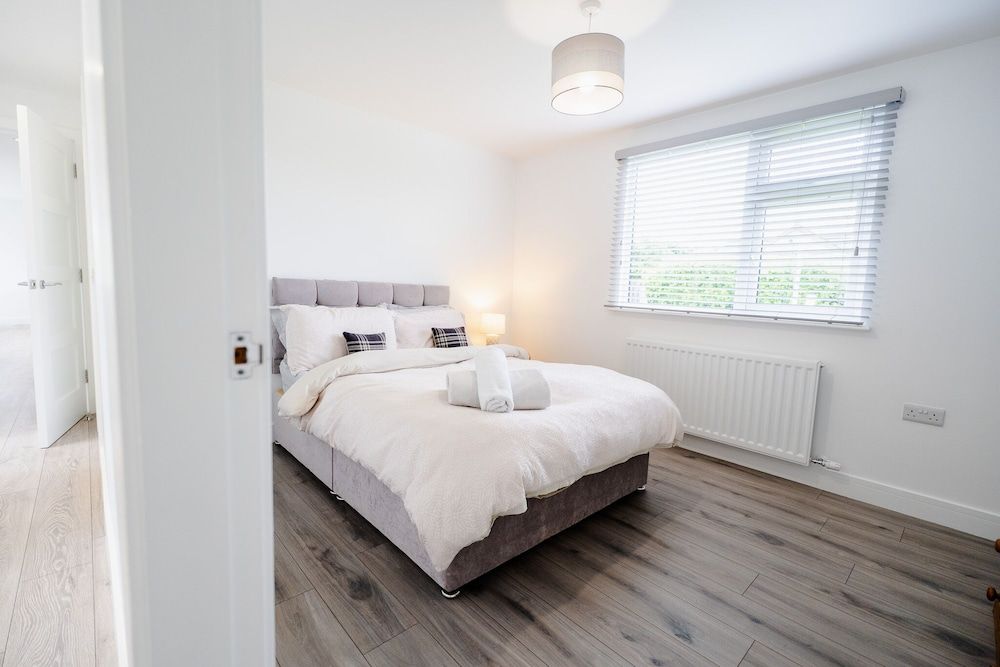 Castle View Chalet by Clonlum Cottages 2