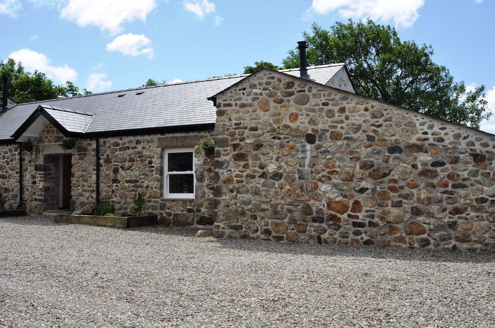 The Barn at Cae Bach 2