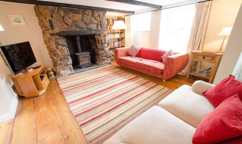 Berry Cottage Croyde 4 Bedrooms Sleeps 7-9 Dog Friendly -1 estrellas en Croyde