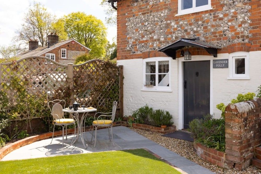 Lavender Folly - Cosy Accommodation Alresford -1 étoiles à New Alresford