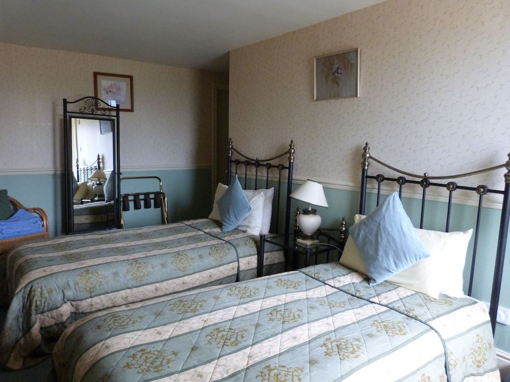 Edderton Hall Country House 3