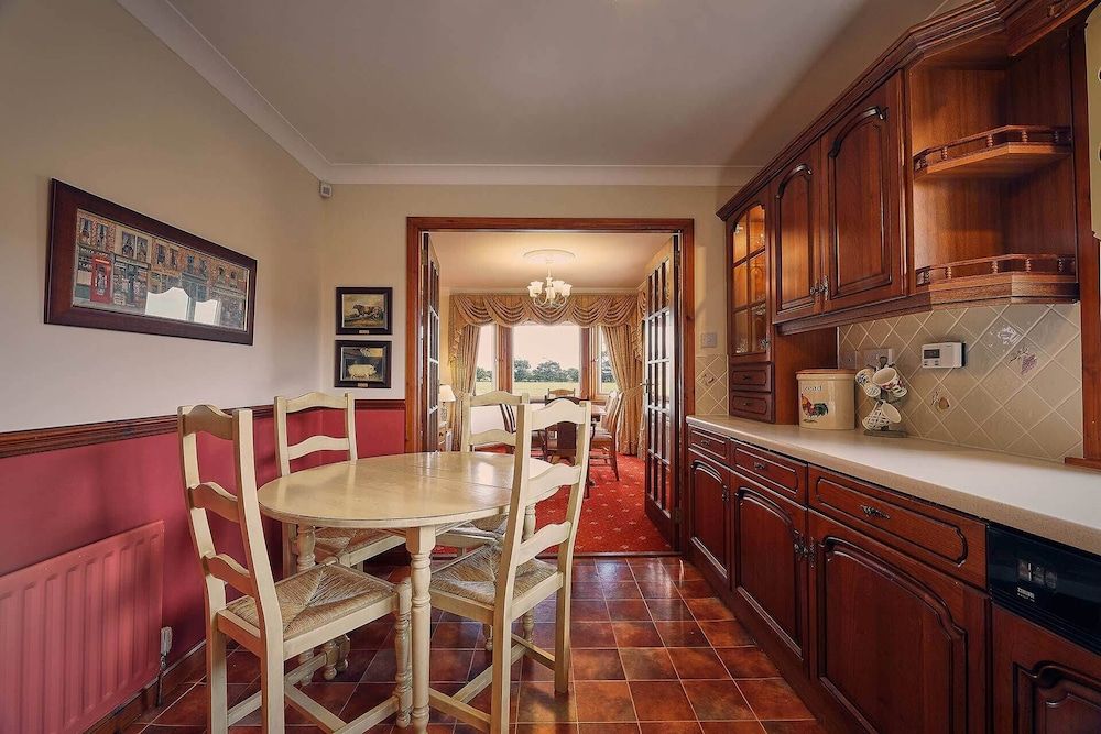 Host Stay Cheviot View 2