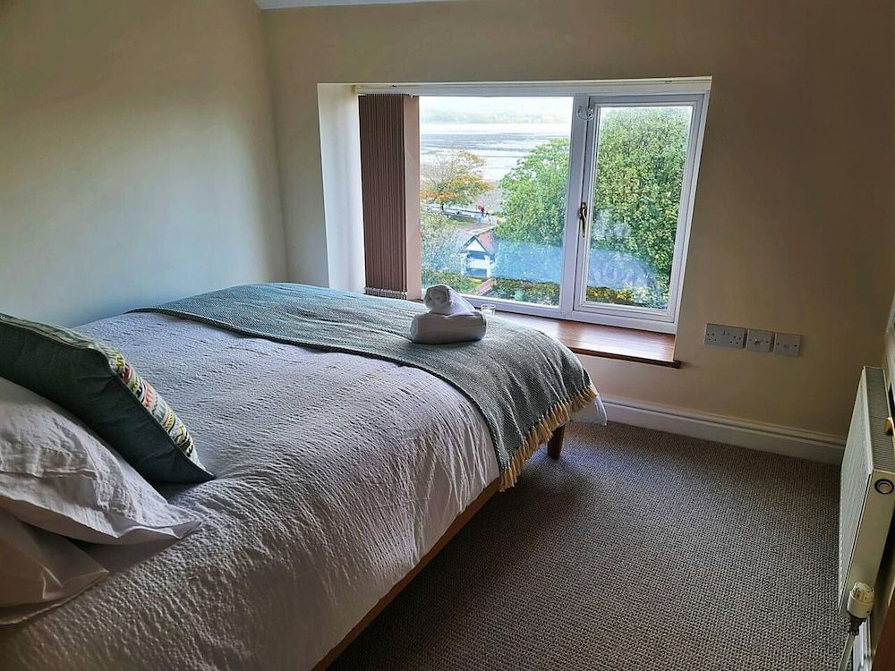 Fishermans Cottage With Stunning sea Views 2