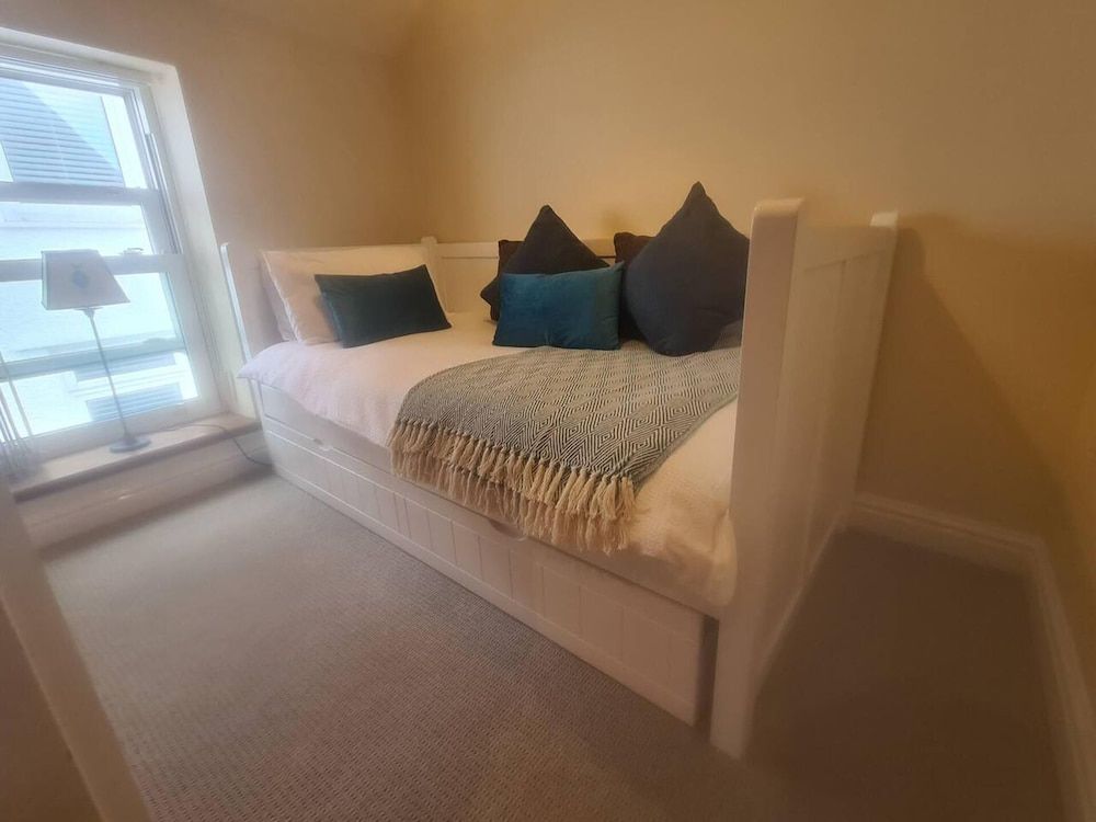 Fishermans Cottage With Stunning sea Views 3